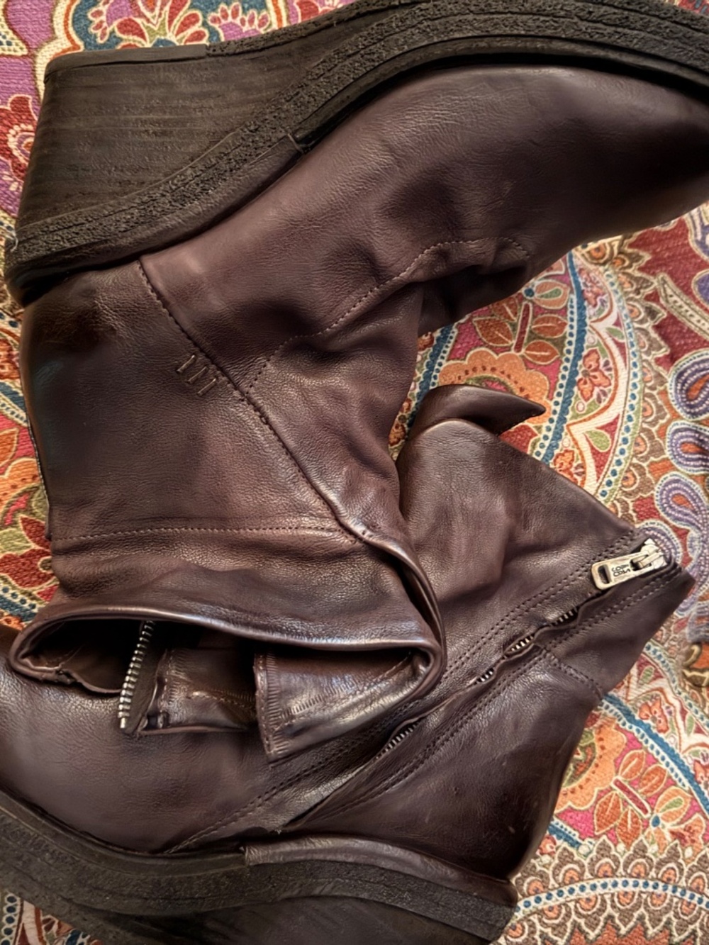 A.S.98 Tremont Eggplant Leather Zip Ankle Boots Size 10 NEW